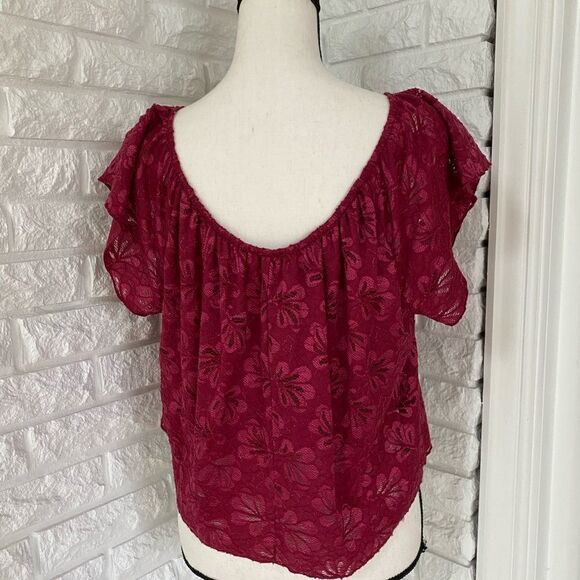 Red Top - Picture 4 of 4